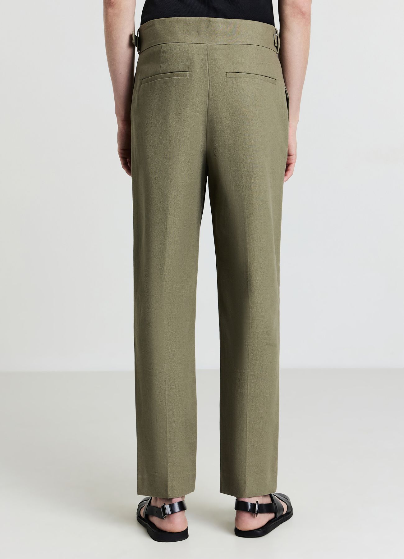 Einfarbige Hose mit Schnalle Helles Military-Grün